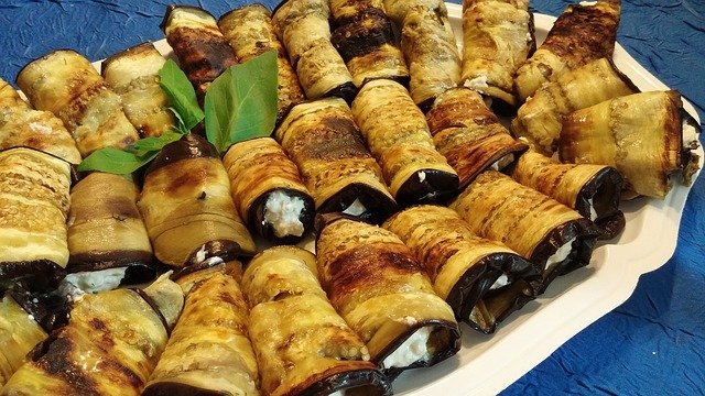 Jajčevci - TEŽAVE V VRTU .. IN KUHINJI 4 Jajčevec je lahko izjemnega okusa